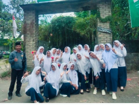 Dedi Efendi S.Par: Terobosan Belajar di Alam, Bangun Karakter dan Kesadaran Lingkungan Siswa Darul Haqiqi