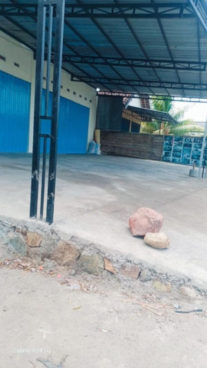 Ancaman di Bahu Jalan Sengkerang Bangunan Menguasai Ruang Publik, Masyarakat Tuntut Instansi Terkait Segera Bertindak